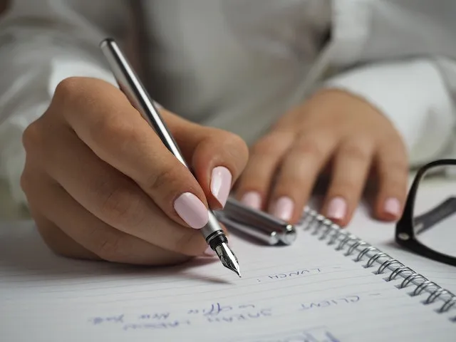 SCREENPLAY WRITING