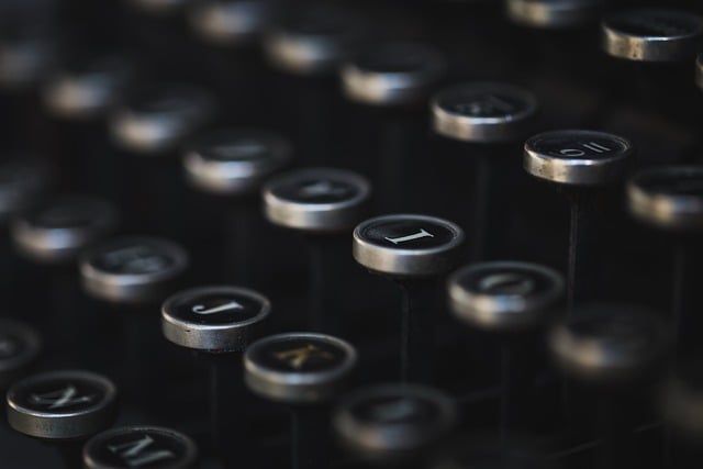 Do Writers Need Writing Communities? Let&#8217;s Find Out Why It Is a Necessity