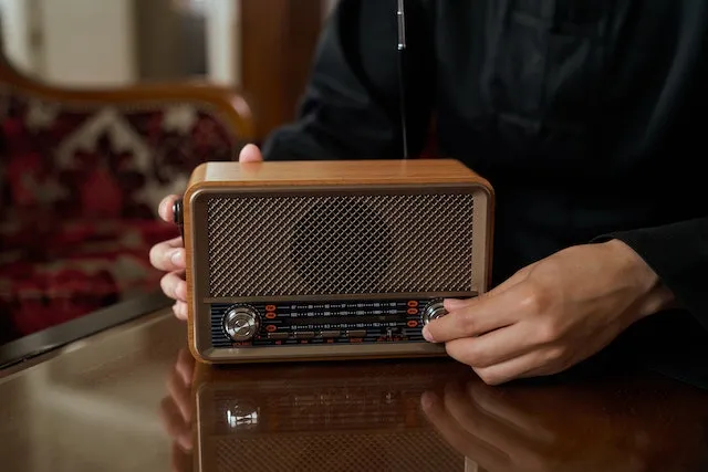 RADIO ADS